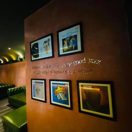 Chu Hotel Da Nang Exterior photo